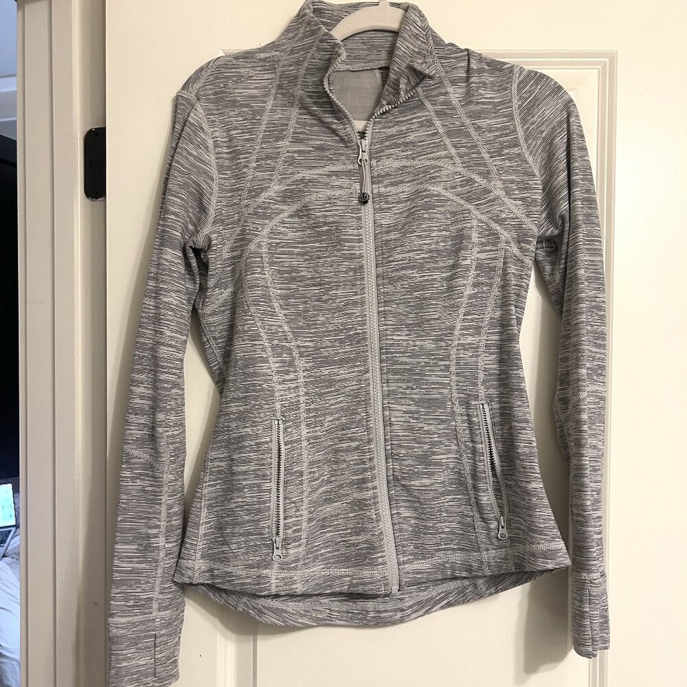 Lululemon Define Jacket/ Wee Are From Space Silve… - image 2